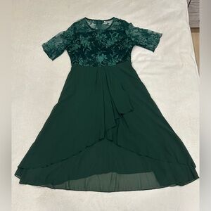 Women’s Green Dress Lace Overlay Round Neck Short Sleeve Mid-Length Size XL